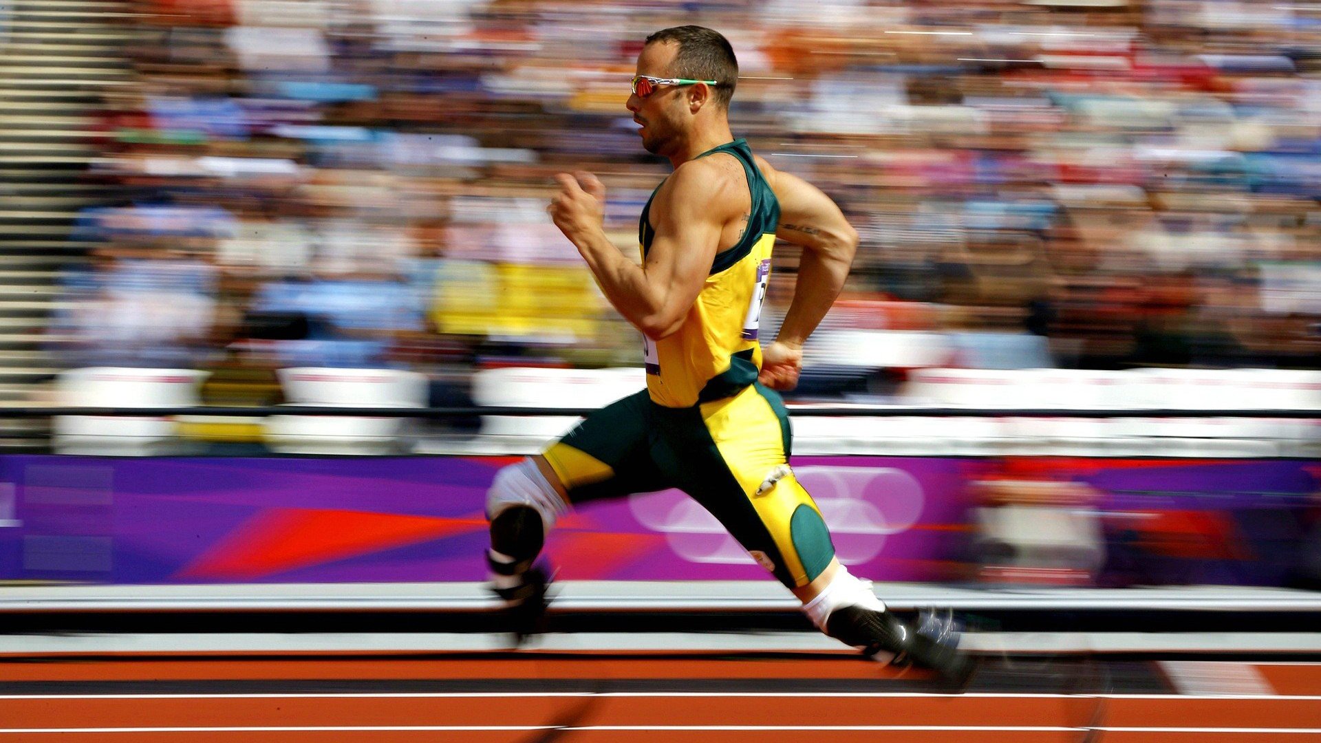 冠军球队巡回公益活动推动社区体育发展——点燃希望的火炬