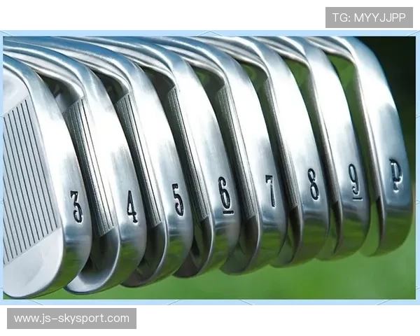 队友变仇敌！足坛10对反目名场面，高尔夫球杆都用上了，足球高尔夫是什么意思