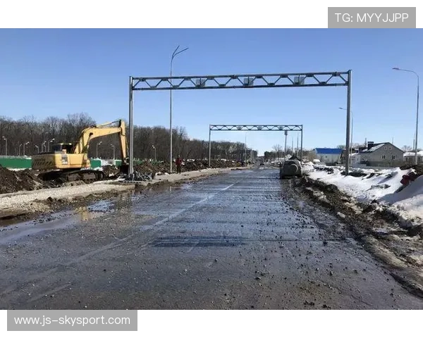 世界杯将使用轨道检测车提前检验草皮密度